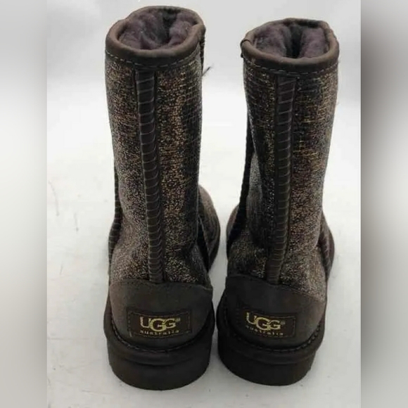 Like NEW UGG Womens Gold Pull-On Animal Sparkly Metallic Print Glitter Size 5 - Picture 4 of 7